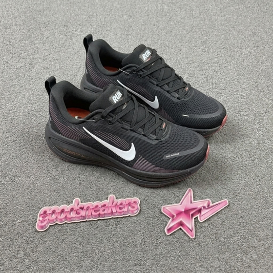 Nike Vomero 18 - Black Velvet Brown