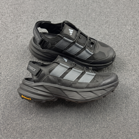 Adidas Terrex FreeHiker SL Sandals - Core Black/Grey Five