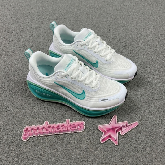 Nike Vomero Plus - White Mint Foam