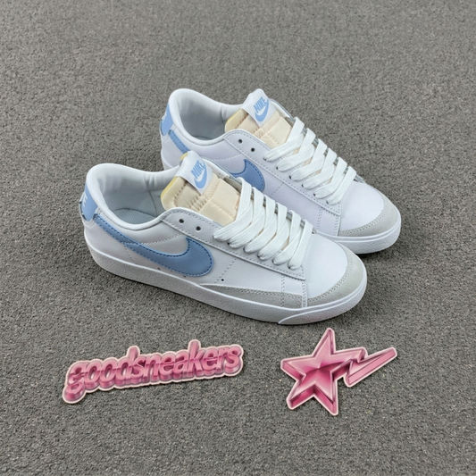 Nike Blazer Low '77  - White Blue