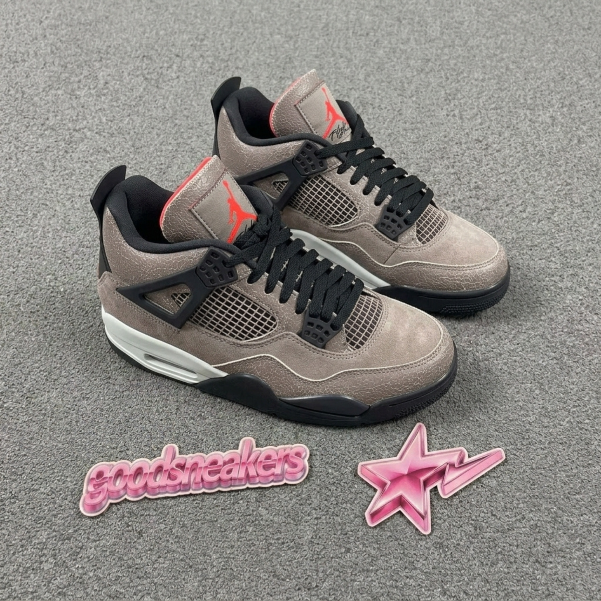 Air Jordan 4 Retro - Taupe Haze