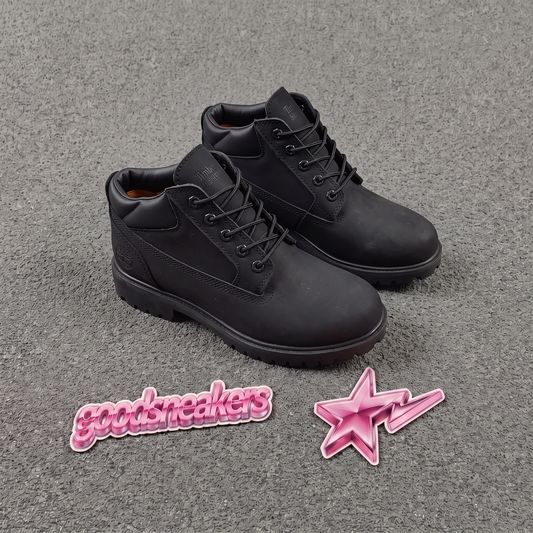 Timberland Heritage Mid Waterproof Chukka Boot - Black