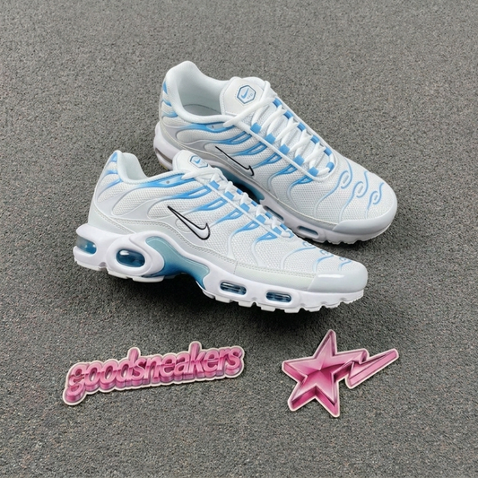 Nike Air Max Plus - White Carolina
