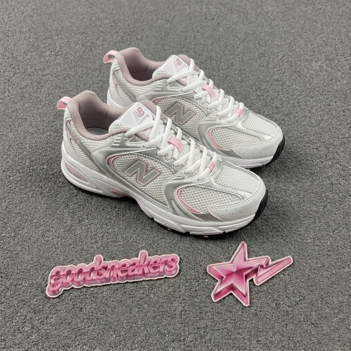 New Balance 530 - White Silver Ice Wine