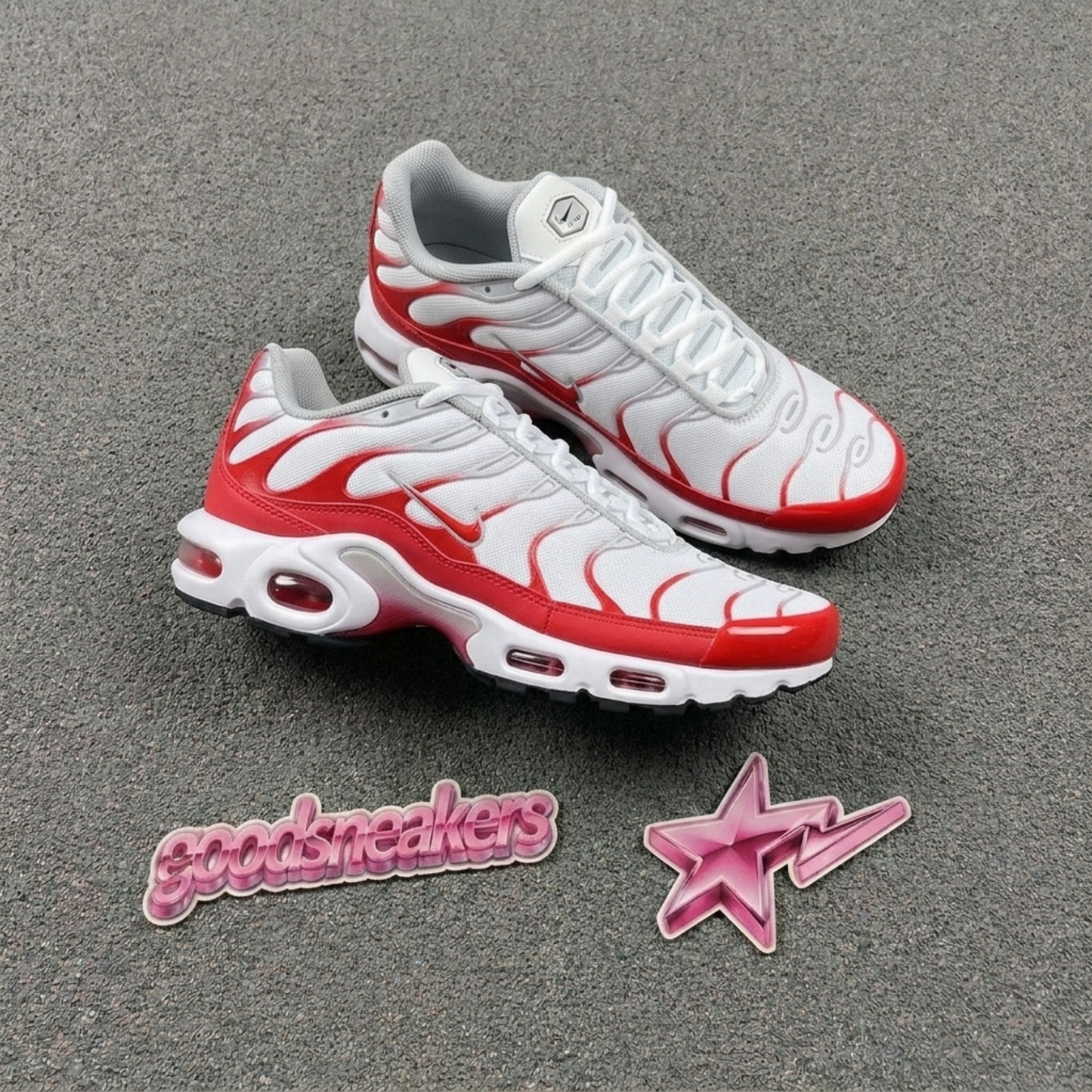 Nike Air Max Plus - White University Red Wolf Grey