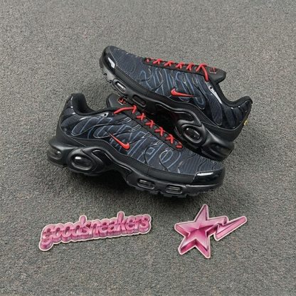 Nike Air Max Plus - Tuned Graphic Black University Red