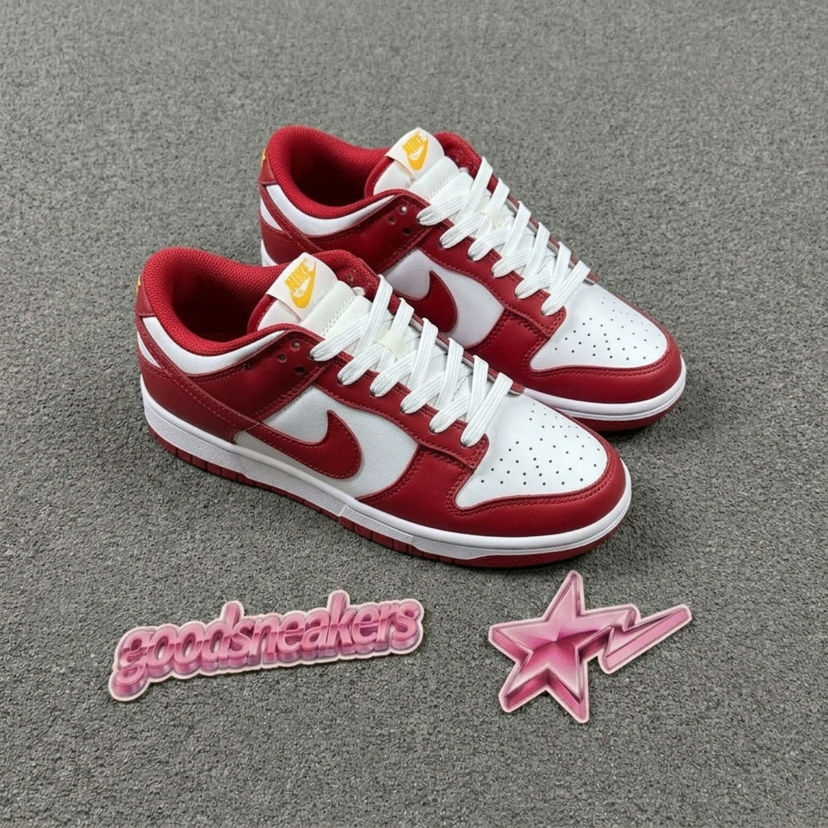 Nike Dunk Low - Gym Red