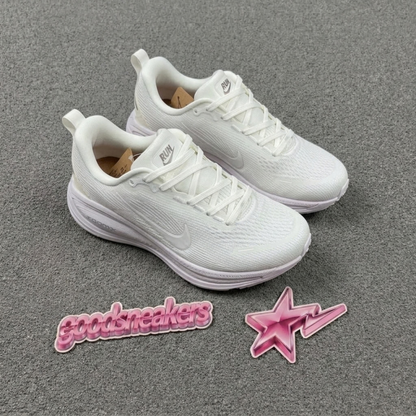 Nike Vomero 18 - White Photon Dust