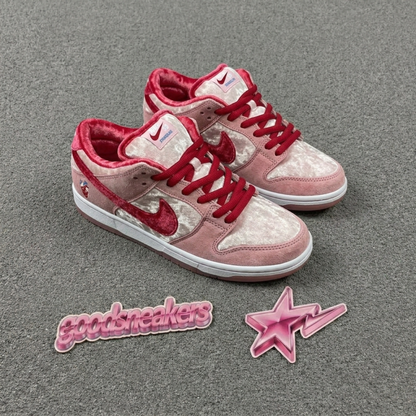 Nike SB Dunk Low Pro - StrangeLove
