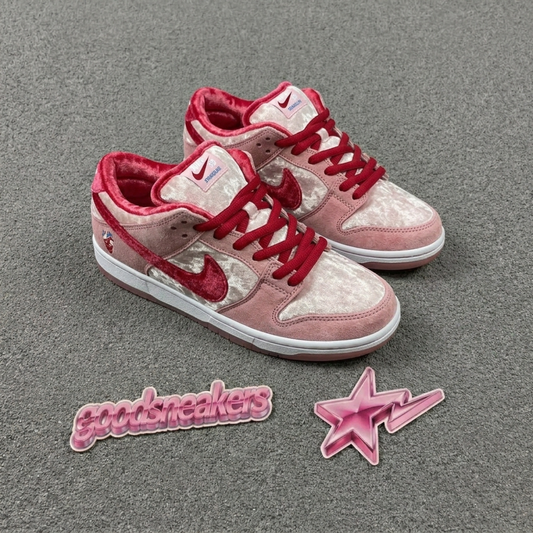 Nike SB Dunk Low Pro - StrangeLove