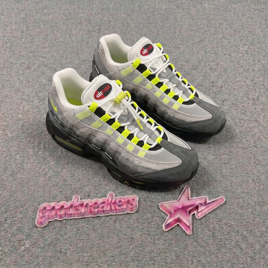 Air Max 95 x Undefeated - Geo NYC Neon