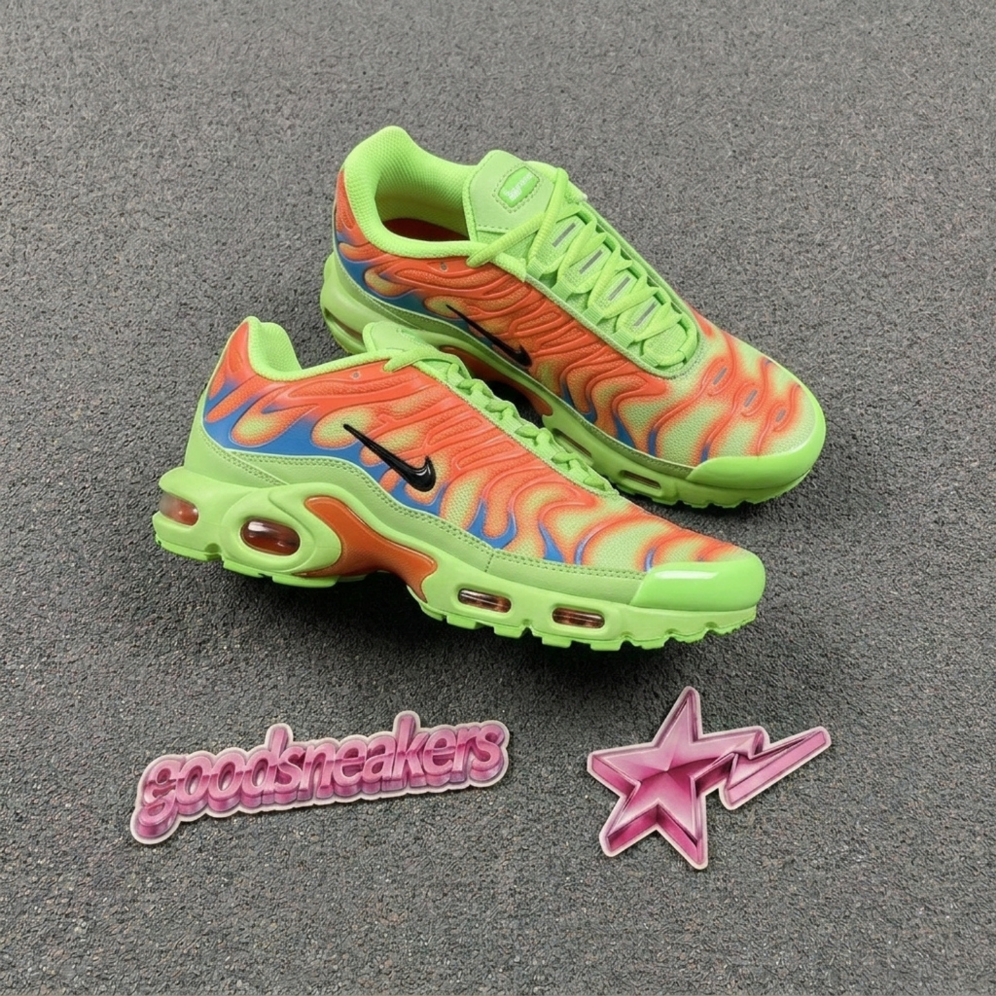 Supreme x Nike Air Max Plus - Mean Green
