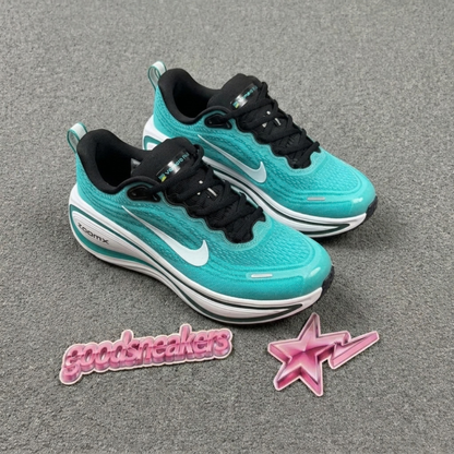 Nike Vomero Plus - Jade Horizon