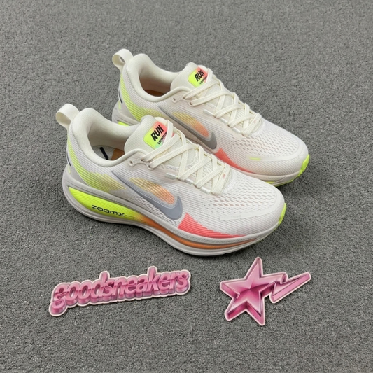 Nike Vomero 18 - Sail Bright Crimson Laser Orange