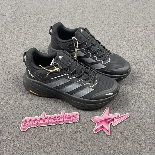 Adidas Terrex  Freehiker LT - Core Black/Carbon