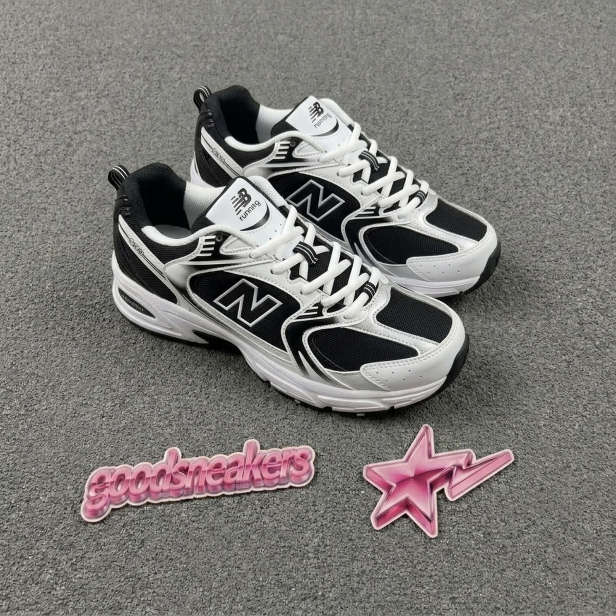 New Balance 530 - White Black