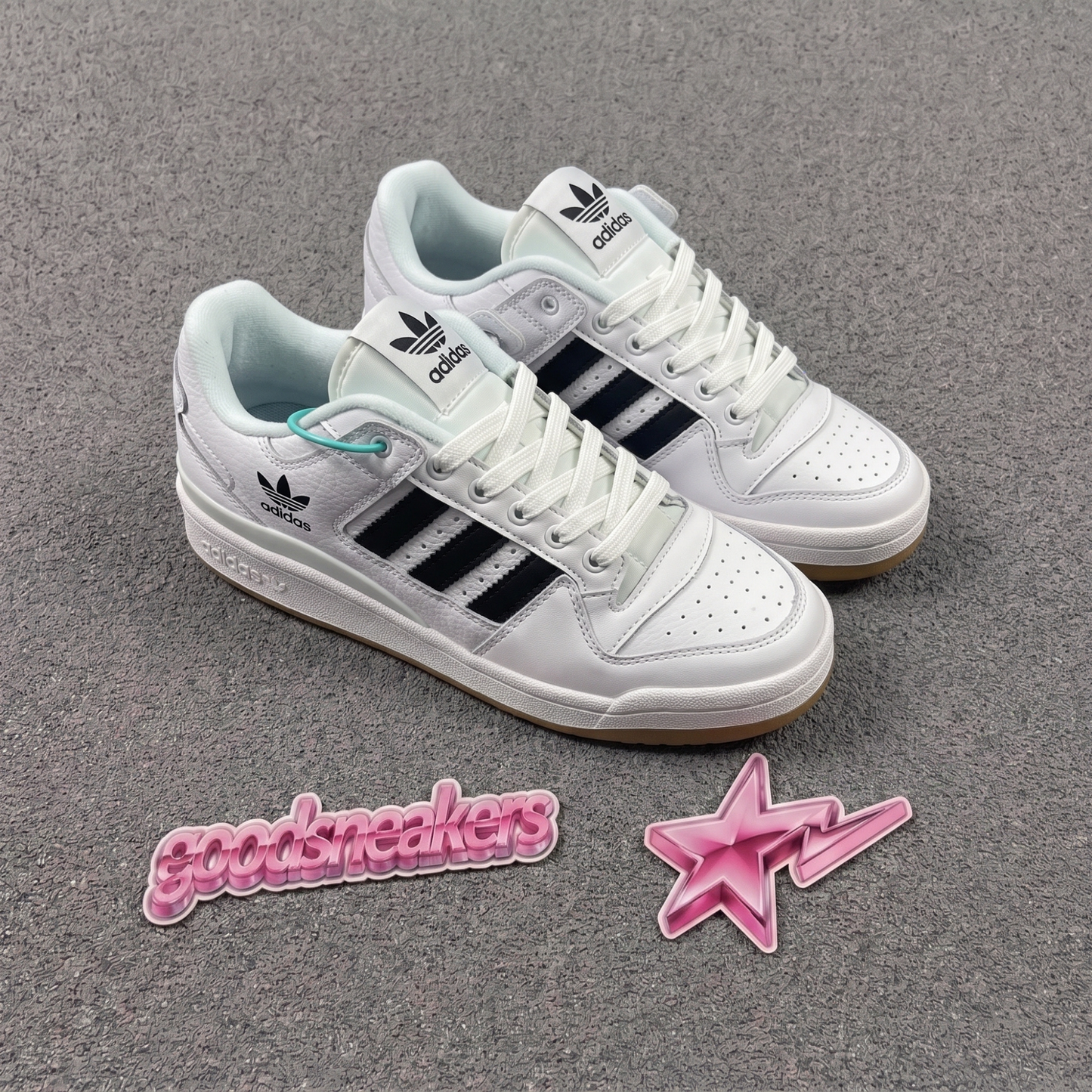 Adidas Forum Low - Cloud White / Core Black / Gum