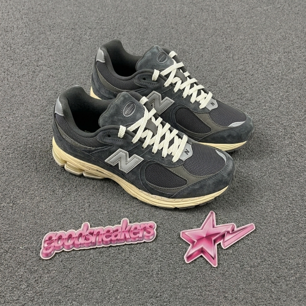 New Balance 2002R - Phantom