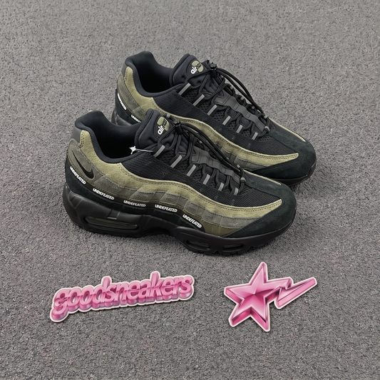 Air Max 95 x Undefeated - Geo Medium Olive