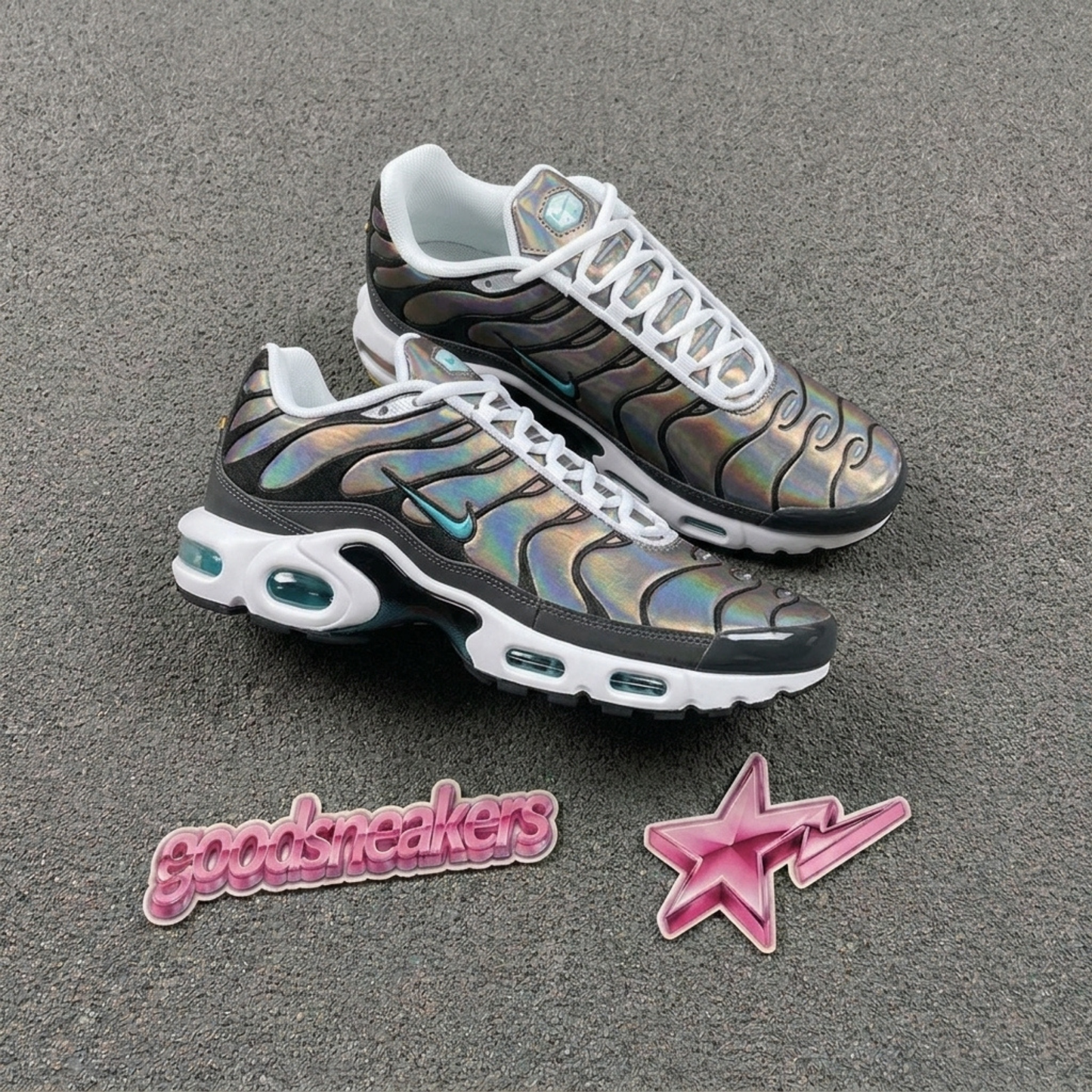 Nike Air Max Plus - Iridescent