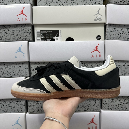 Adidas Samba - Core Black Wonder White