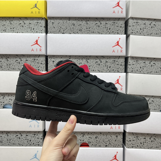 Supreme X Nike Dunk Low 94 - Black