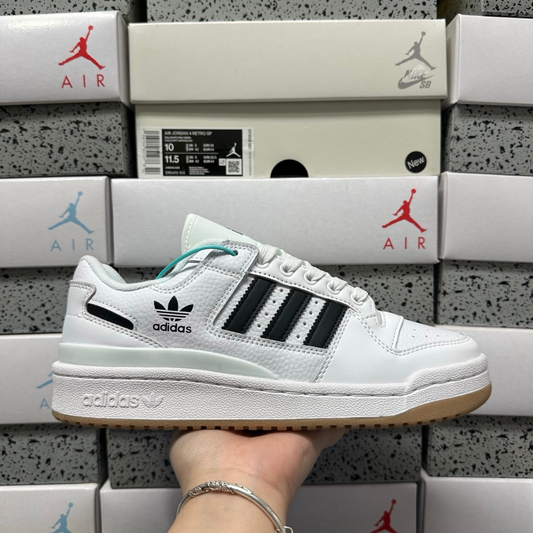 Adidas Forum Low - Cloud White / Core Black / Gum