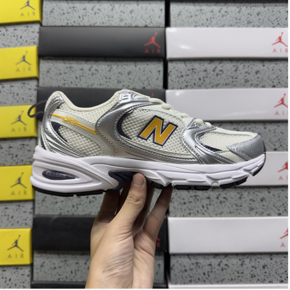 New Balance 530 - Silver Yellow