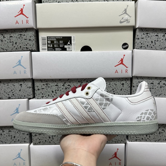 Adidas Samba - Panda Prank