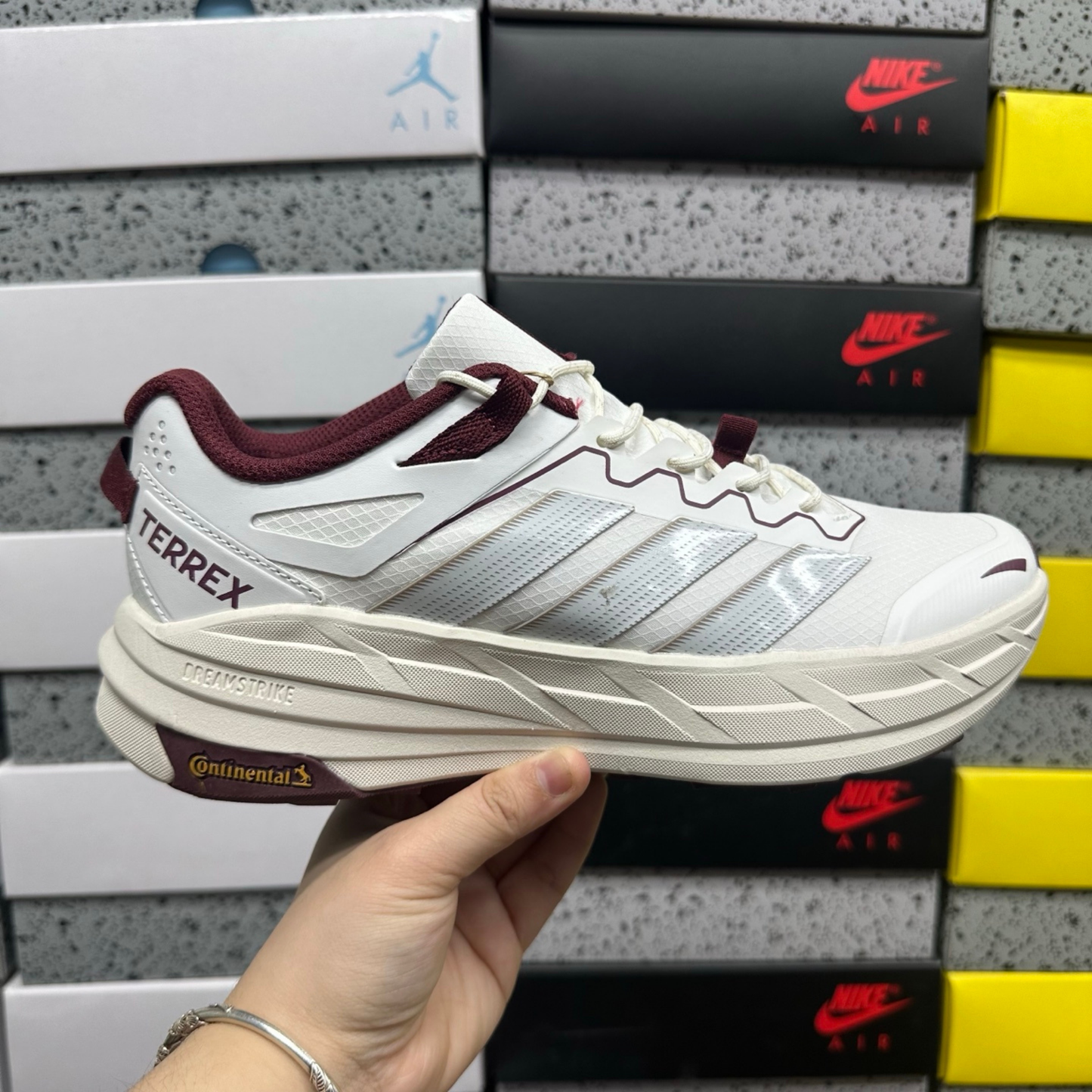Adidas Terrex  Freehiker LT -Cloud White/Burgundy