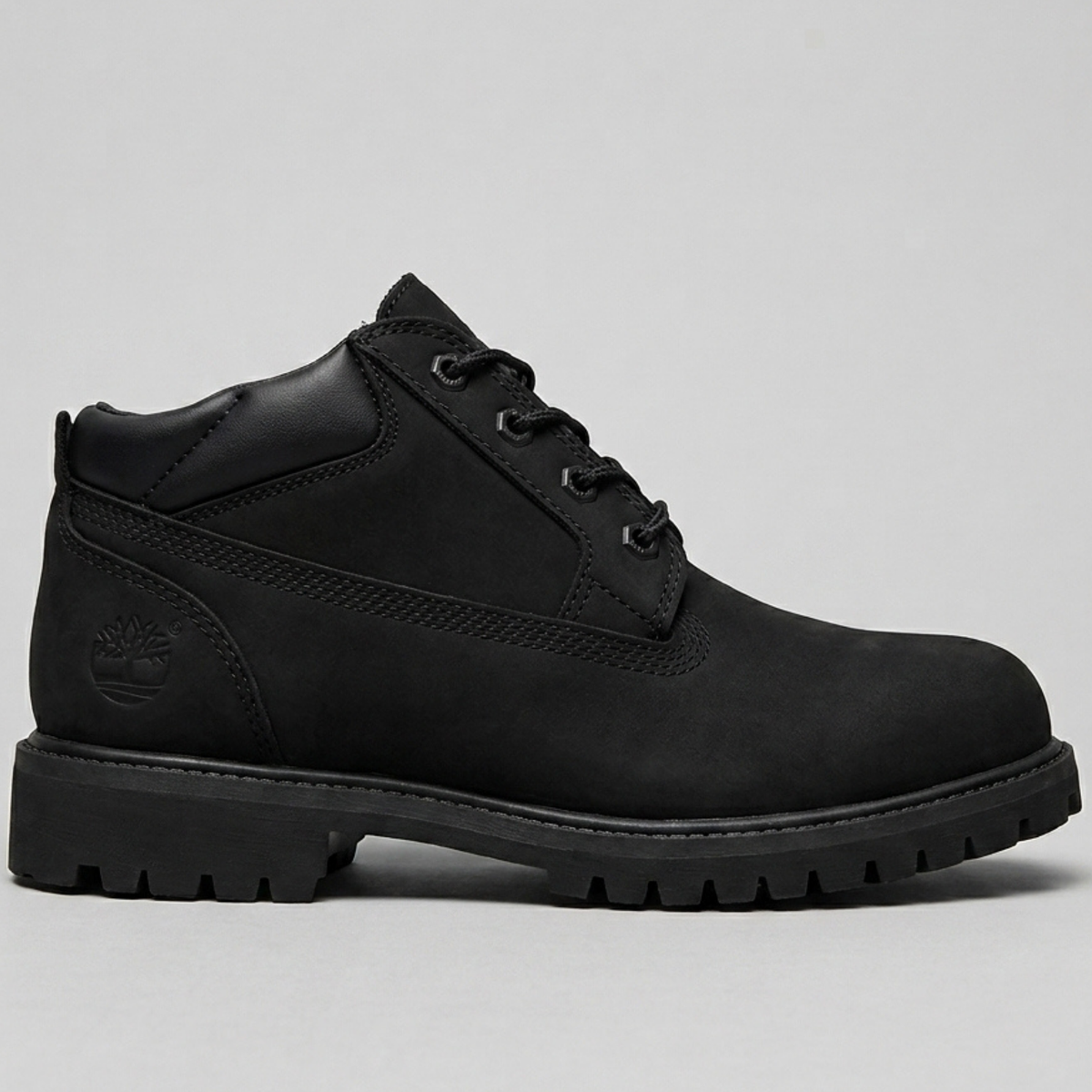 Timberland Heritage Mid Waterproof Chukka Boot - Black