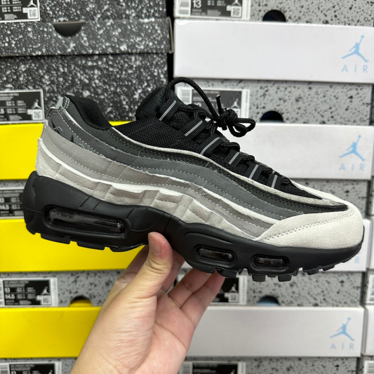 Air Max 95 x CDG - Grey