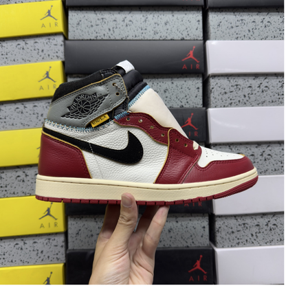 Union LA x Air Jordan 1 Retro High OG - Chicago / Varsity Red