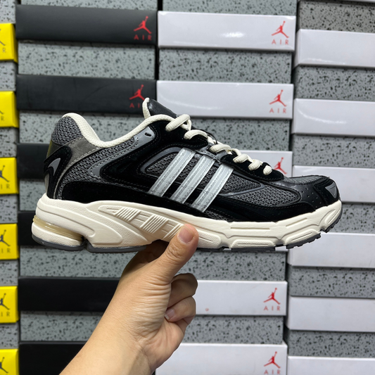 Adidas Response CL - Core Black Grey Four