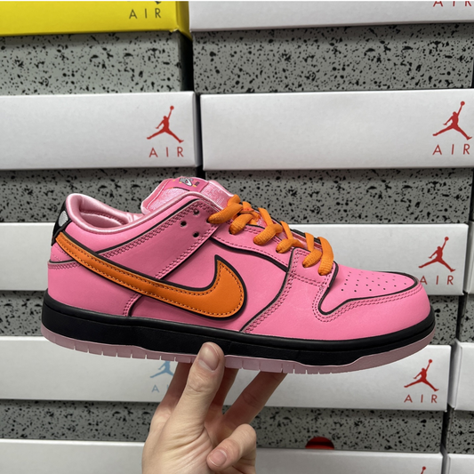 The Powerpuff Girls X Nike SB Dunk Low - Blossom