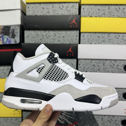 Air Jordan 4 Retro - Military Black