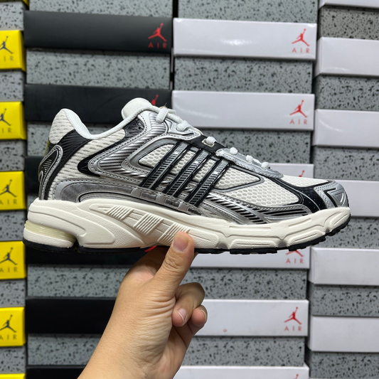 Adidas Response CL - Core Black White Silver Metallic