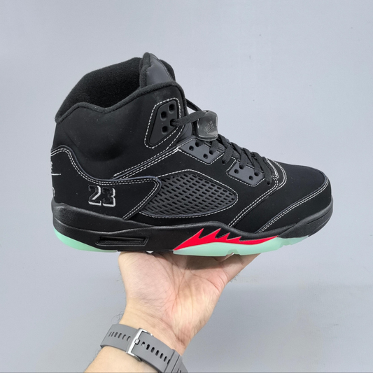 Air Jordan 5 - Halloween