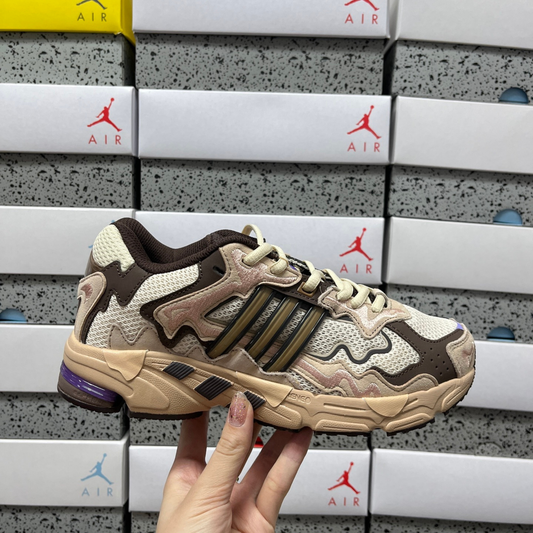 Bad Bunny x Adidas Response CL - Paso Fino
