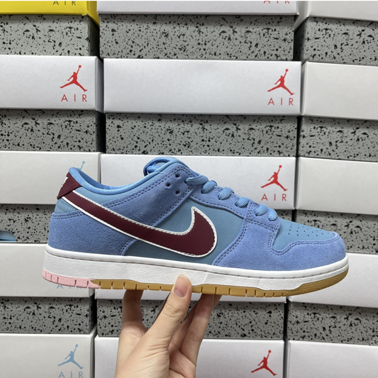 Nike Dunk Low Pro - Philadelphia Phillies