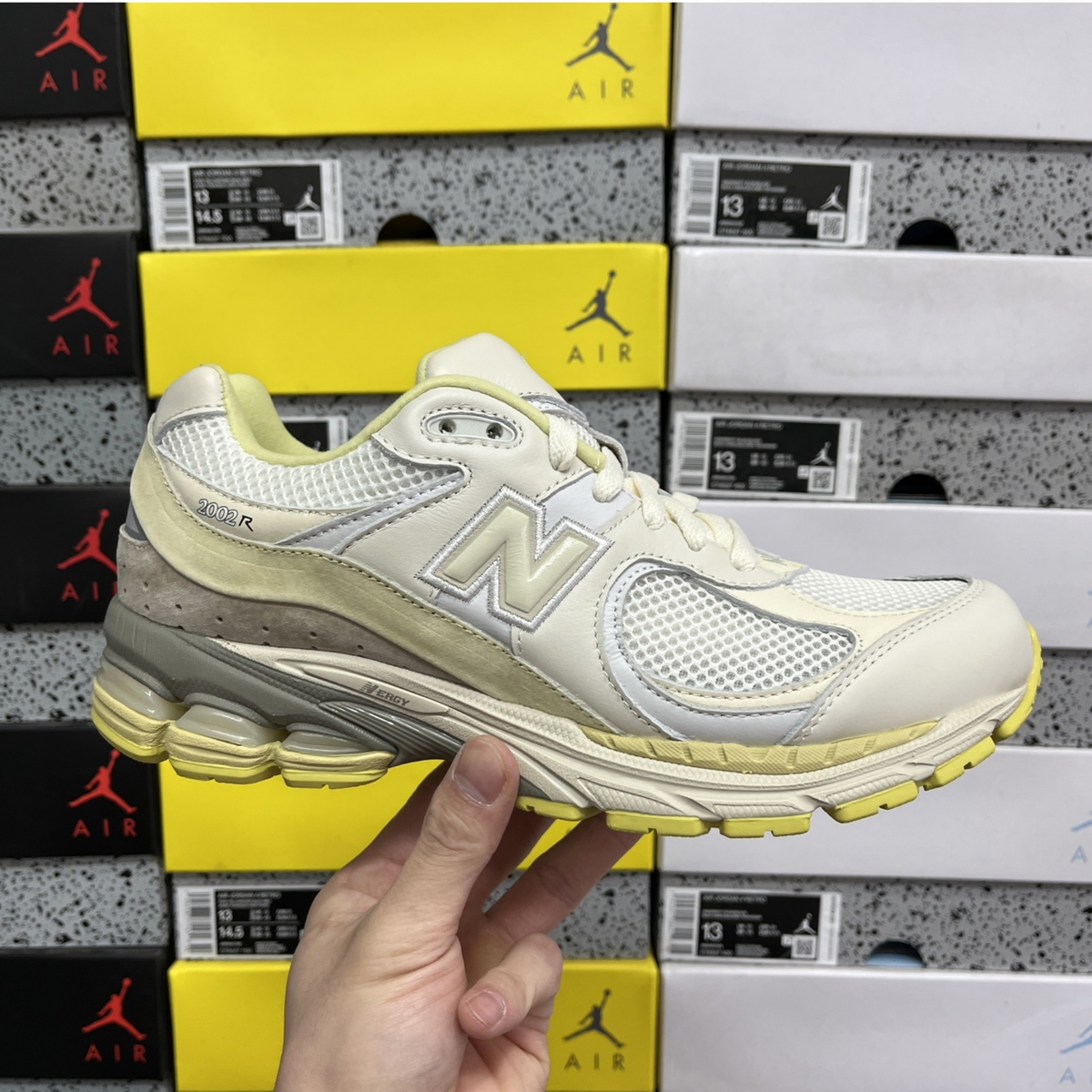 AURALEE x New Balance 2002R - White