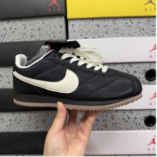 Nike Cortez  SE - Tiempo Pack Black