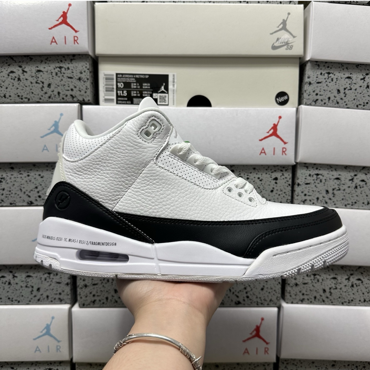 Fragment Design X Nike Air Jordan 3 Retro SP - White