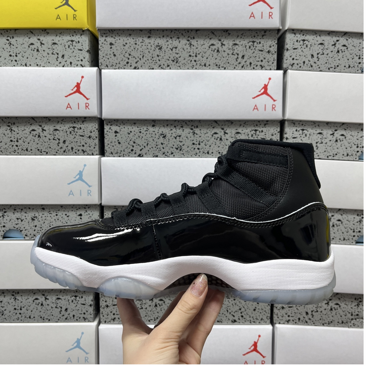 Air Jordan 11 Retro - Space Jam