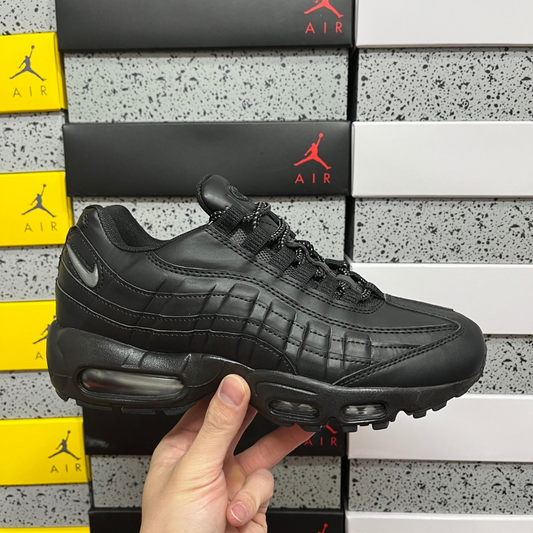 Air Max 95 - Triple Black