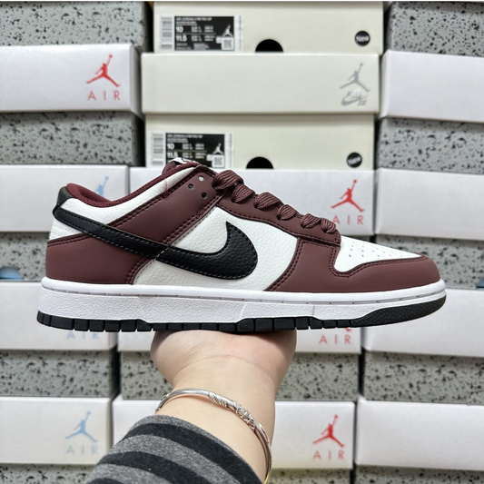 Nike Dunk Low - Dark Team Red