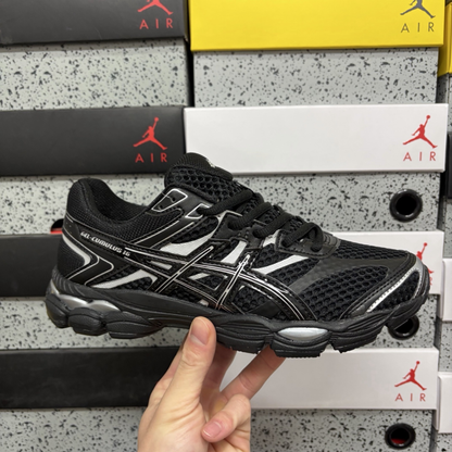 Asics Gel Cumulus 16 - Black Pure Silver