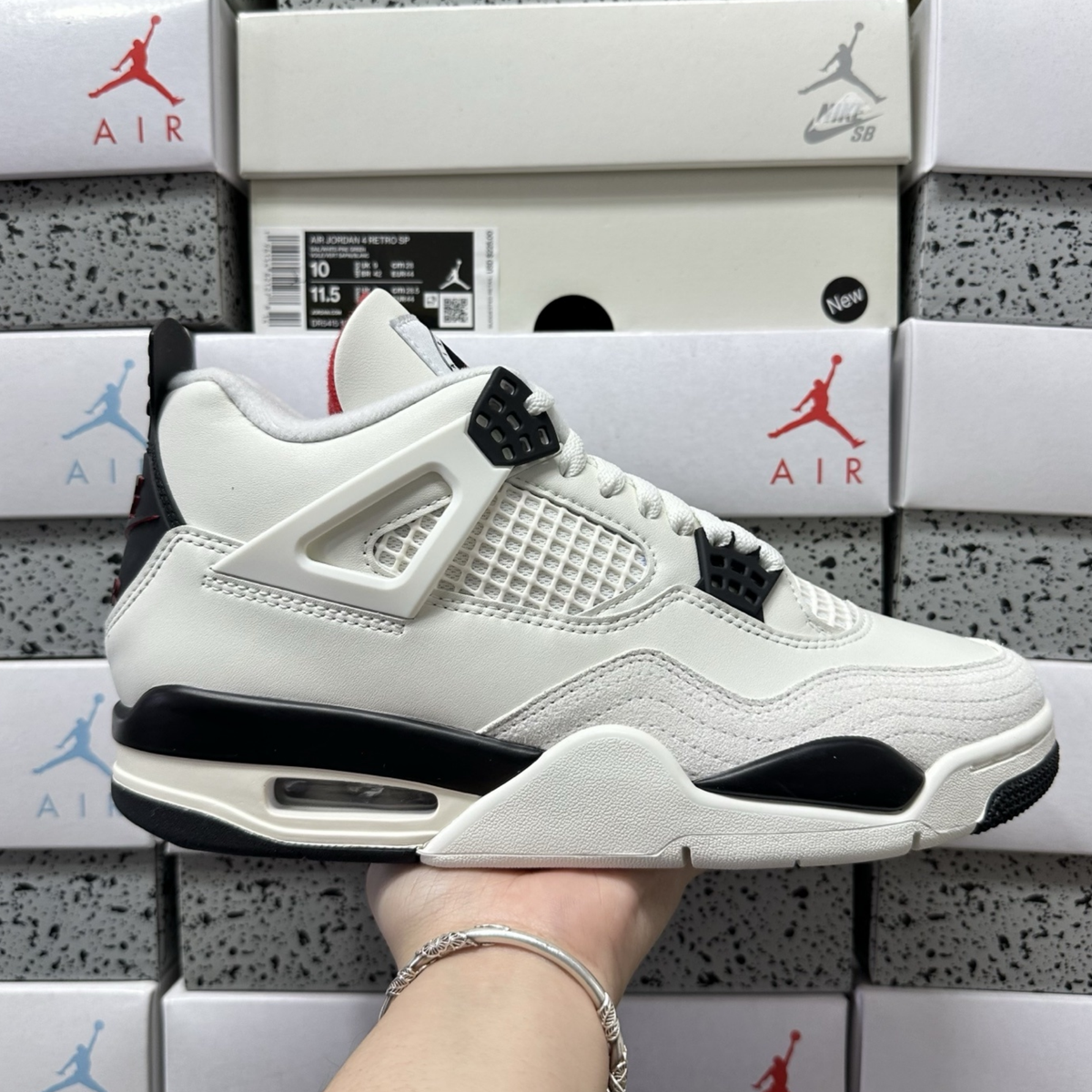 Air Jordan 4 Retro - Flight Club