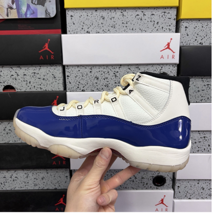 Air Jordan 11 Retro - Rare Air