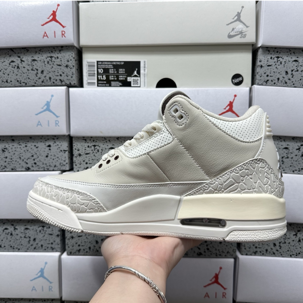 Travis Scott X Air Jordan 3 Retro  SP - Cactus Jack